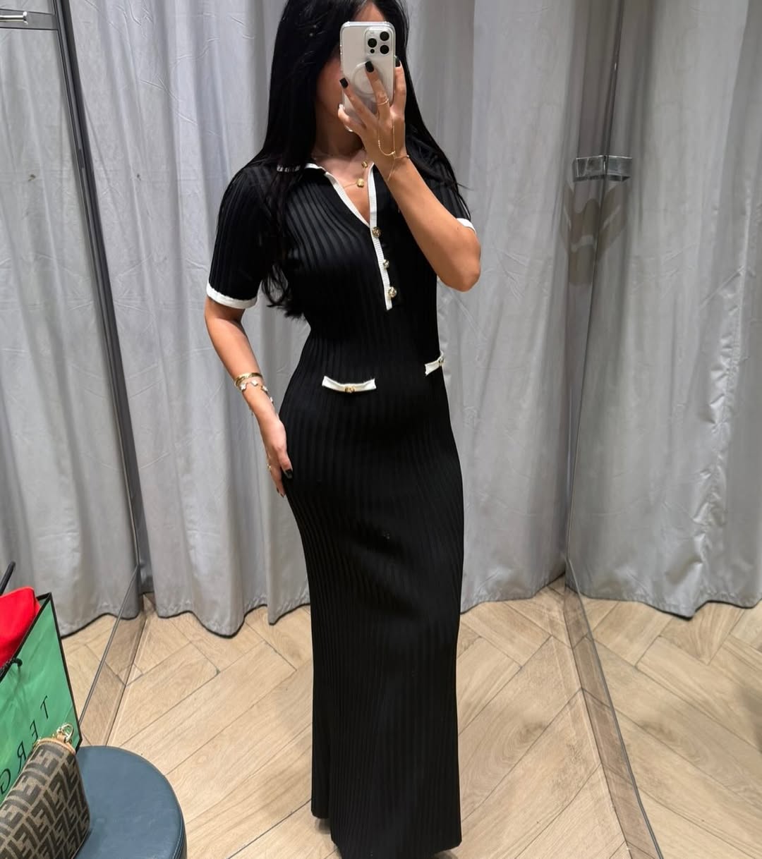 Robe avec perles