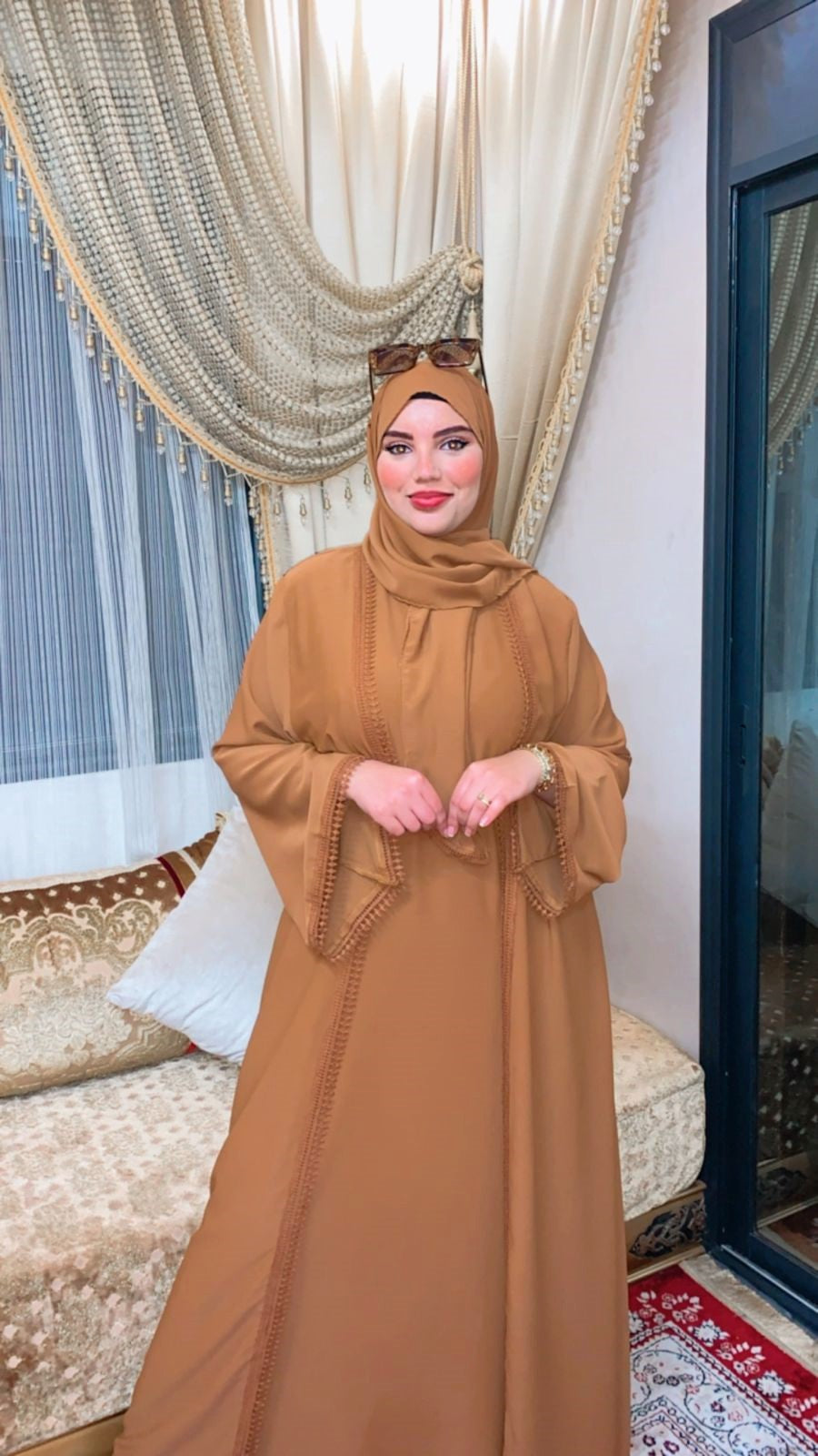 Abaya Luna